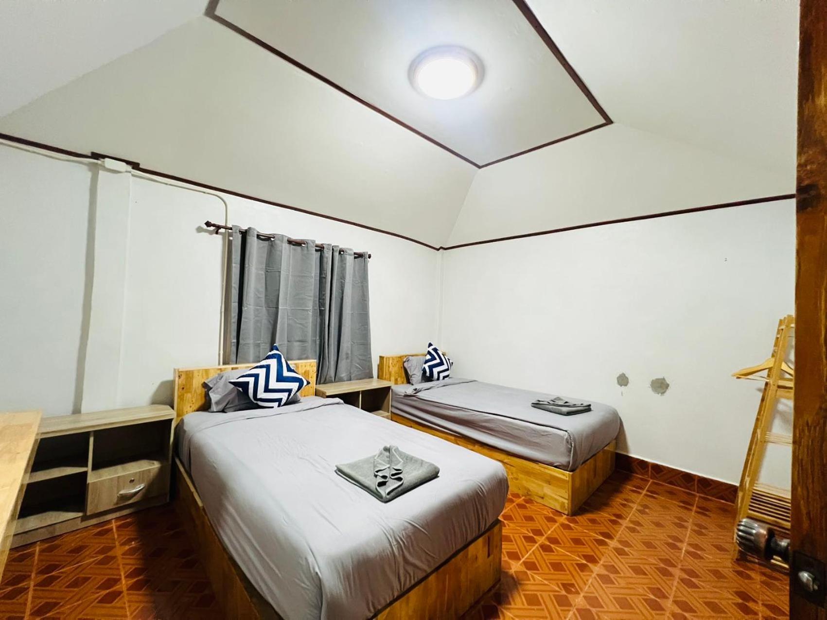 Lungwang Guest House Ban Rak Thai Esterno foto