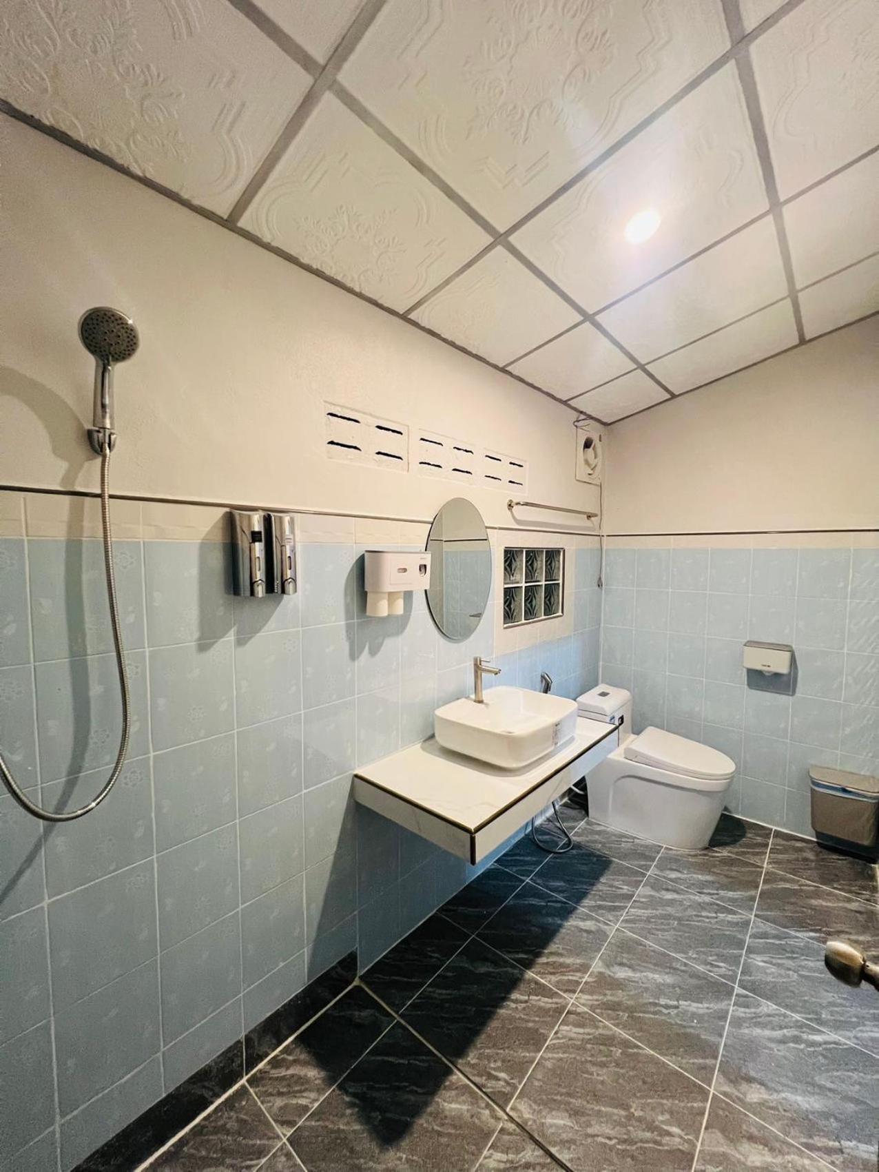 Lungwang Guest House Ban Rak Thai Esterno foto